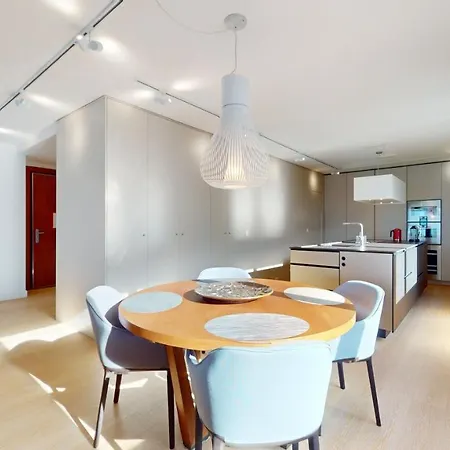 Lakefront With Exceptional View * Territet